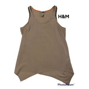 Woman’s H&M SZ 4 Light Grey Asymmetric Beaded Top